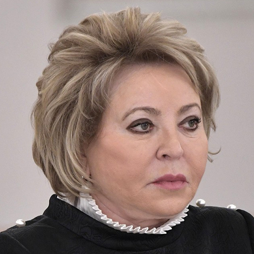 BicArunas's tweet photo. @echofm_online в  дивизии "мертвые глаза"  пропагандистка в 10-ке https://t.co/2yoDGBP2wI