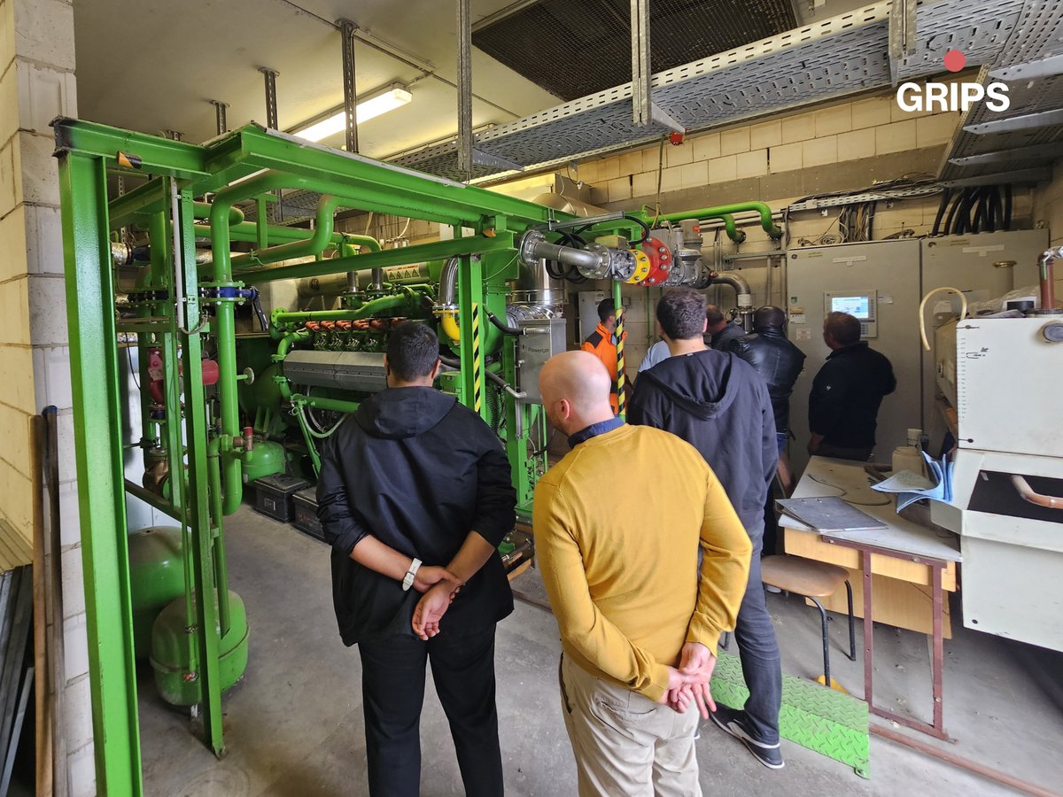 GripsEnergy's tweet photo. 𝗧𝗲𝗮𝗺 𝗯𝘂𝗶𝗹𝗱𝗶𝗻𝗴, 𝗯𝗶𝗼𝗴𝗮𝘀 𝗹𝗲𝗮𝗿𝗻𝗶𝗻𝗴 𝗮𝗻𝗱 𝗣𝗩 𝘁𝗼𝘂𝗿!

Last week, the #GRIPSteam came together for an offsite experience. We bonded through engaging team-building activities and explored renewable energy plants. 

#RenewableEnergy #Biogas #SolarEnergy https://t.co/9syQWSp0fE