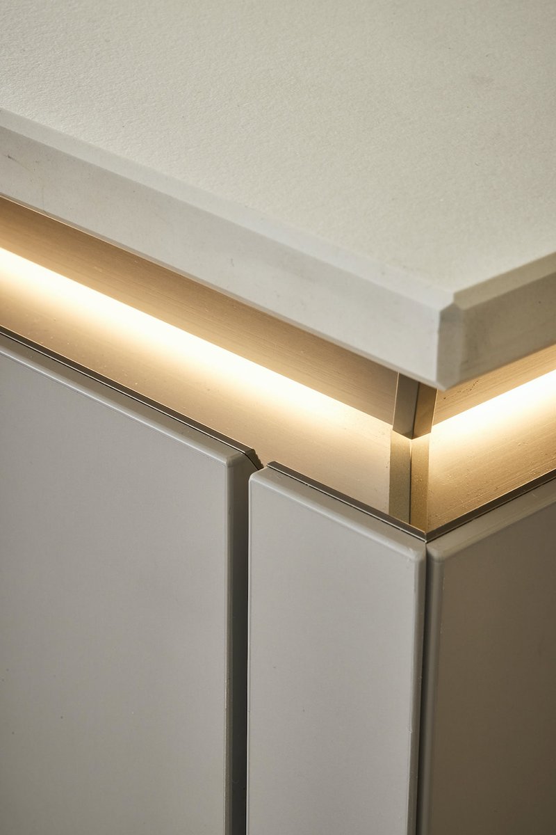 Up close and personal - the chamfer detail of the SLX recess channel. 🖤

bit.ly/3ZQ14c6