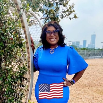 #NewProfilePic

Don't sit down and wait for the opportunities to come. Get up and make them. I was once afraid of people saying, “Who does she think she is?” Now, I have the courage to stand and say, “This is who I am.” an #AfricanAmerican #Black #Educated #Entreprenuer #Advocate