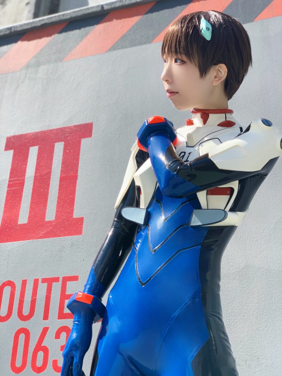 kokonerv_1's tweet photo. エヴァンゲリオン
プラグスーツ　碇シンジ

plugsuit @AndromedaLatex https://t.co/5xB9HzKqHm