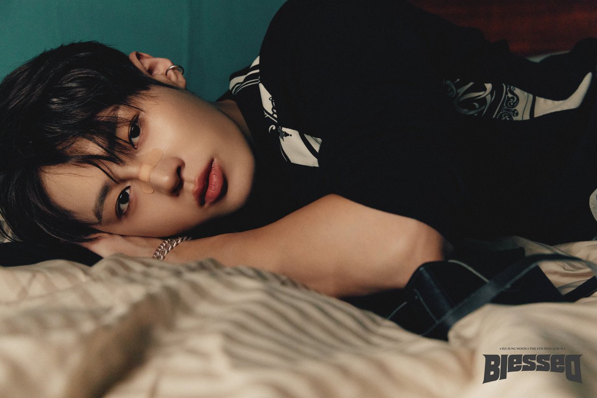 하성운 (HA SUNG WOON) 
The 8th Mini Album  
'Blessed' 

Concept Photo 4 : Ground ver. 

2024. 07. 17. 6PM (KST) 

#하성운 #HASUNGWOON
#Blessed 
#BPM #BigPlanetMade