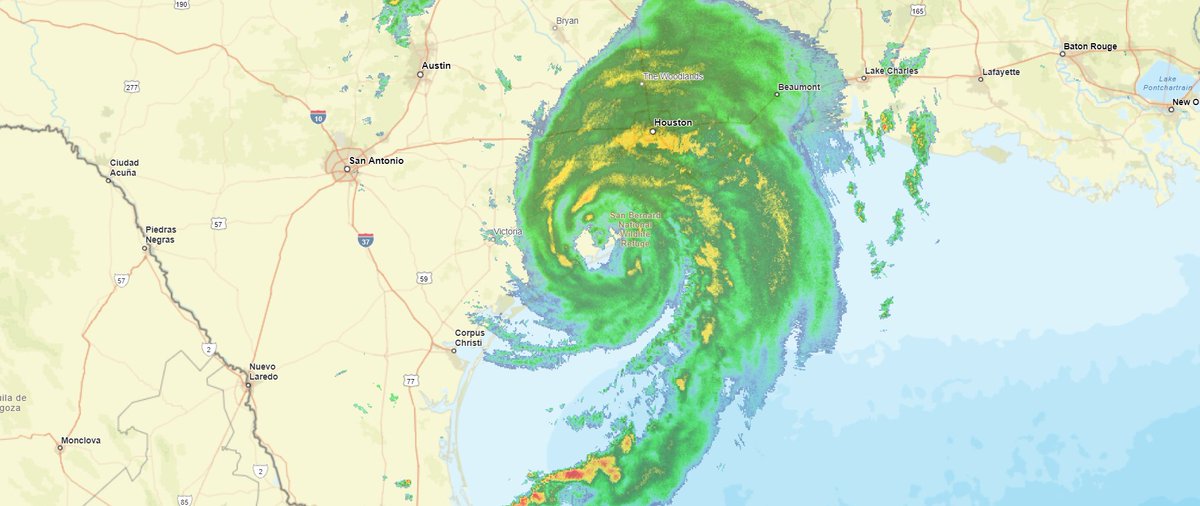 HCPrecinct4's tweet photo. STORM UPDATE: An aggressive inner rain band is moving into #HCPrecinct4, bringing high winds, heavy rains, and potential for tornadoes. #HarrisCounty is under a tornado watch until 10:45 a.m. #Beryl #HurricaneBeryl https://t.co/v9xnHWQ1Ix