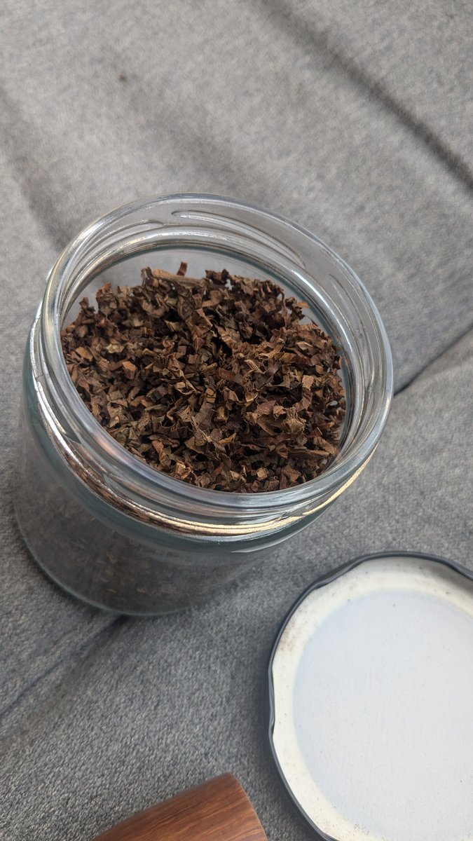 hmm...

#pipe #pipes #pipesmoking #smokingpipe
#pipesmokingcommunity #tobaccopipes
#pipecommunity #tobaccopipe