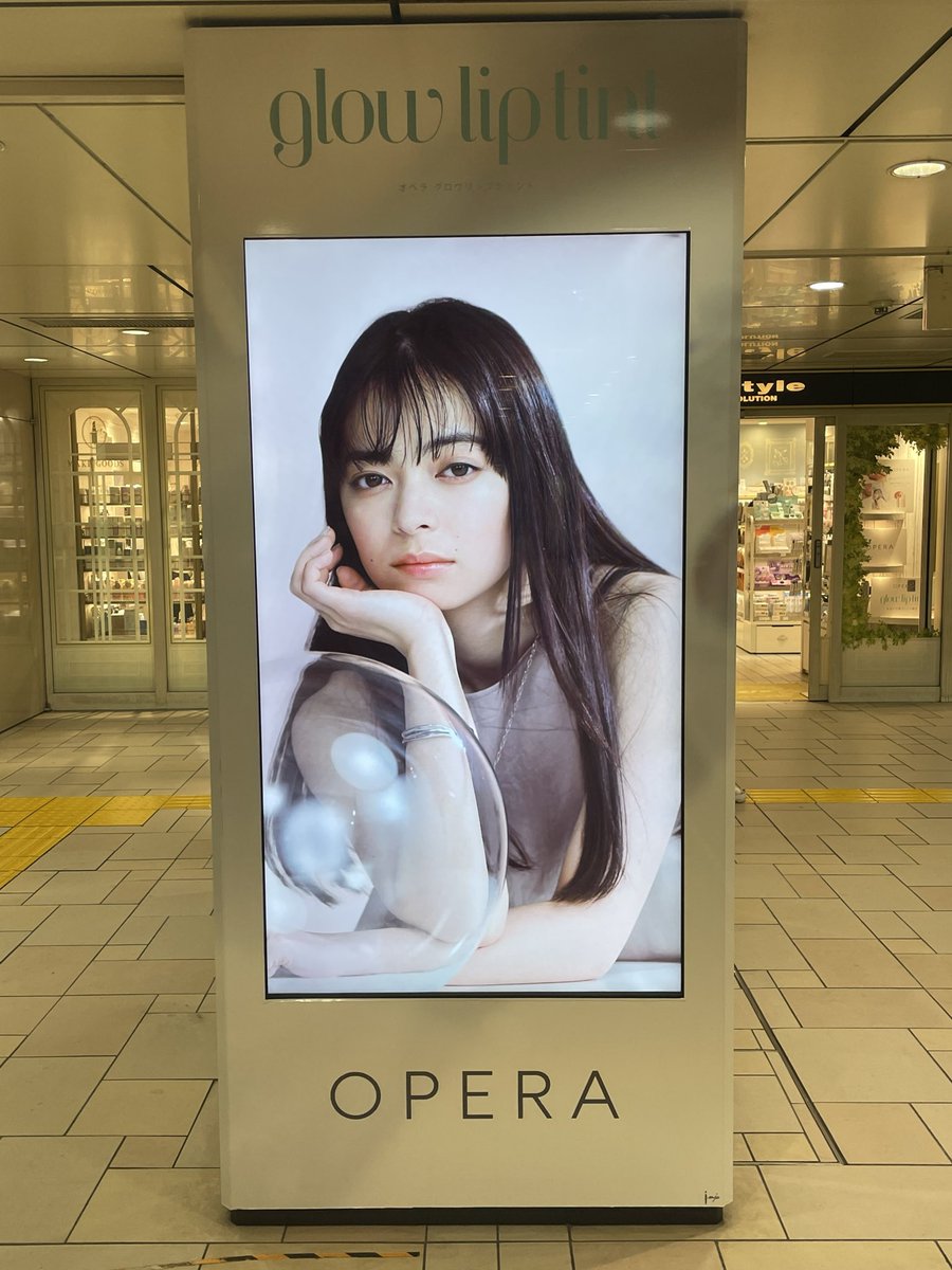 上國料萌衣 2shotチェキ券 4部 【公式通販】