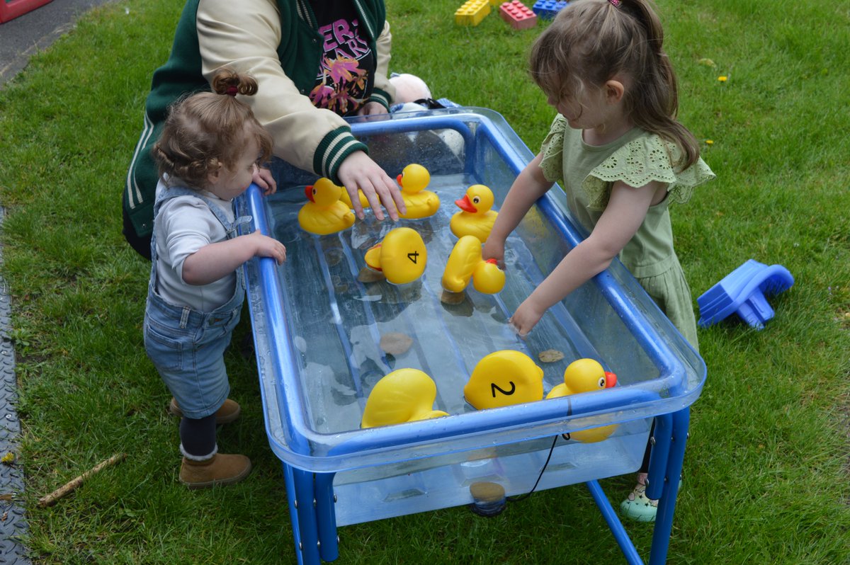 DBH_NHSFT's tweet image. Born and Bred in Doncaster, a birth cohort study, reaches milestone 2500 participants following ‘Teddy Bears’ Picnic’

Born and Bred in Doncaster (BaBi-D), a research programme aiming to help improve the health and well-being of children and families across Doncaster, recruited…
