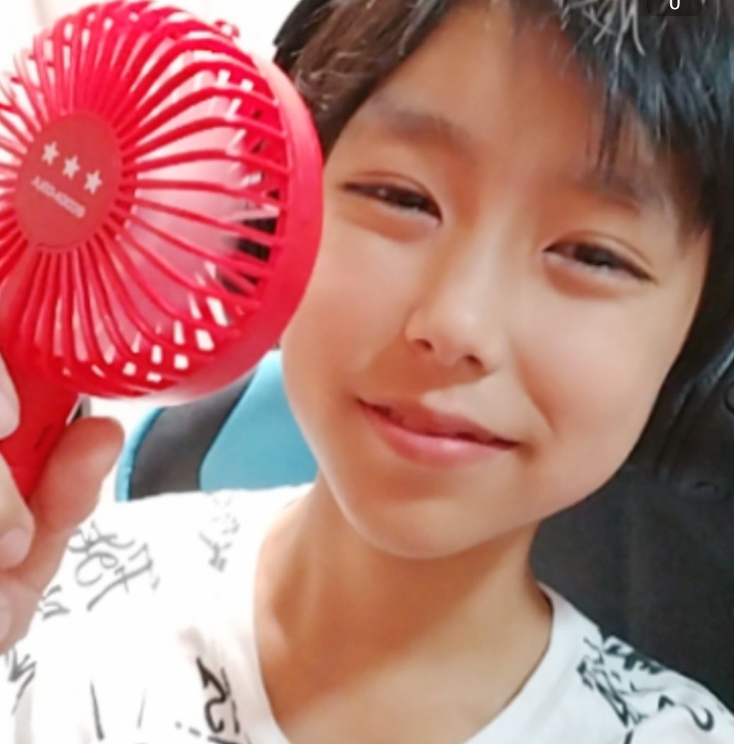 DisneyRikito627's tweet photo. 本日からミクチャで
男子中学生ミスターコン第3回目のシードオーディションが
始まります！
絶対にセミファイナリストに
なりたいです‼️‼️🔥🔥
応援よろしくお願いします❀𓈒𓏸︎︎︎︎
https://t.co/eaQsHGs1ay
 #男子中学生ミスターコン 
 #中一ミスターコンファイナリスト https://t.co/nDoRTlKNxk