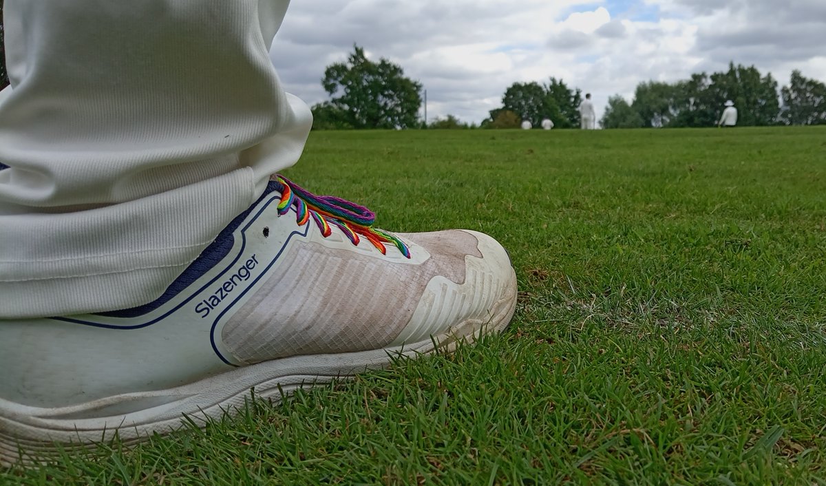 To sign off Rainbow Laces for 2024, here are a couple of great pictures from <a href="/RetfordCC/">Retford Cricket Club</a>. 

Thanks to all of the clubs who supported the campaign for 2024🌈

#CricketIsAGameForAll