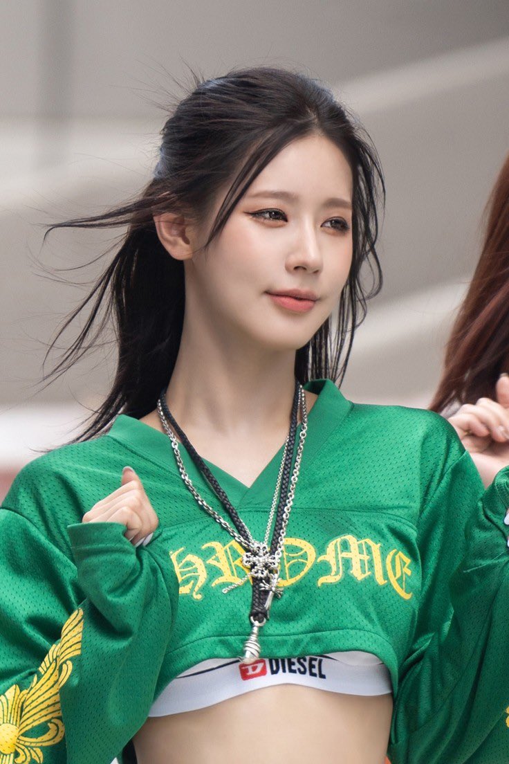 📸] Melon Spotlight 'Klaxon' MV Behind the scene #미연 #MIYEON