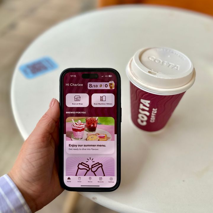 Costa Coffee tweet media