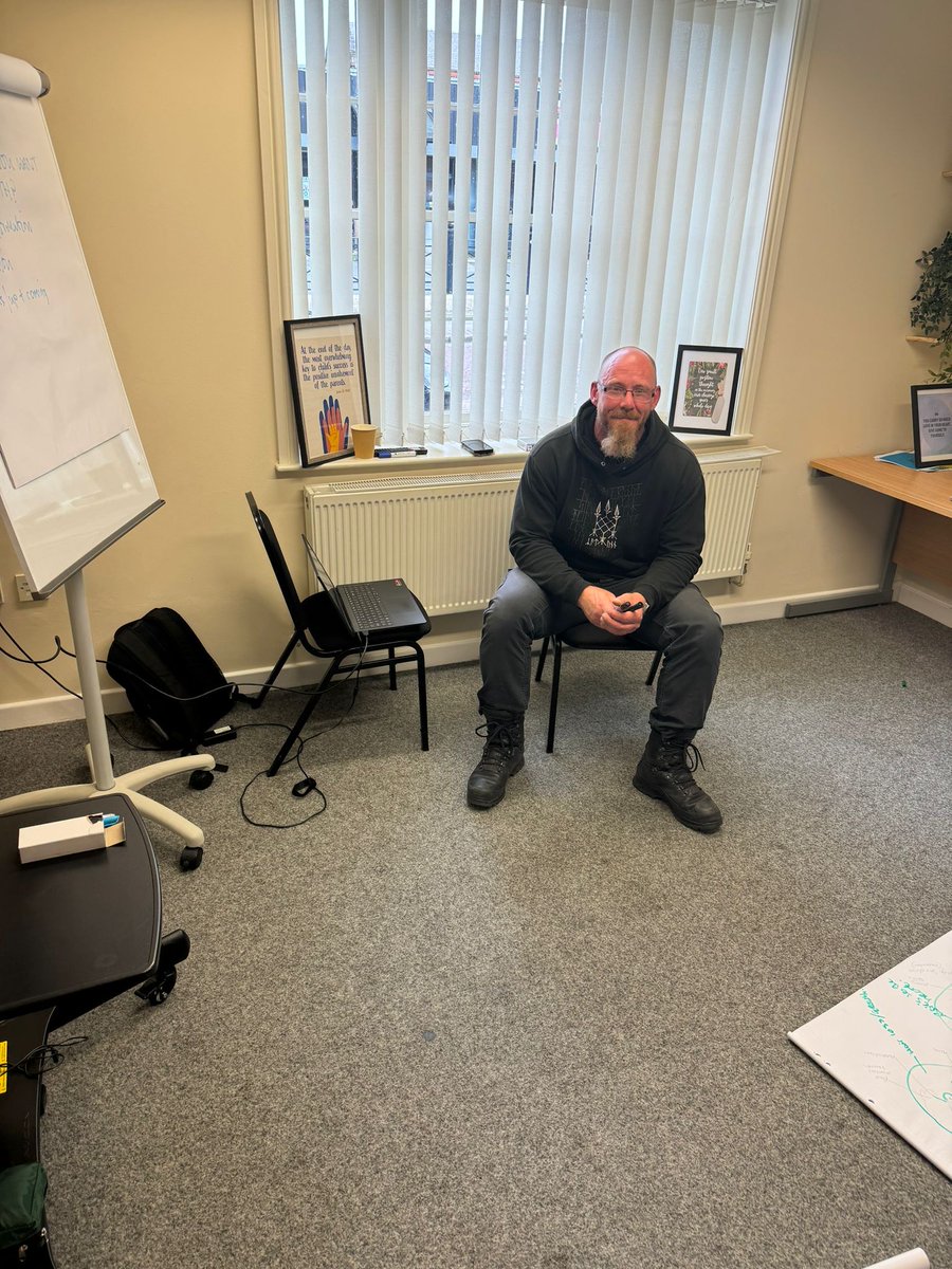 EarlyBreakUK's tweet image. Last week, the Advocacy Team in Blackburn with Darwen had BBV (Blood Bourne Virus) training with #Spark and a very informative training session with Roland from Red Rose Recovery around IPED's (Image Performance Enhancing Drug's). #redroserecovery #earlybreakbwd