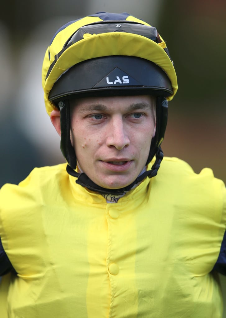 If Luke Morris wins on board Rogue State for trainer Bryan Smart. I'll send one follower £50.

To enter: Comment and repost 

Be following <a href="/CillerCatQD/">Kieran O Shea</a>