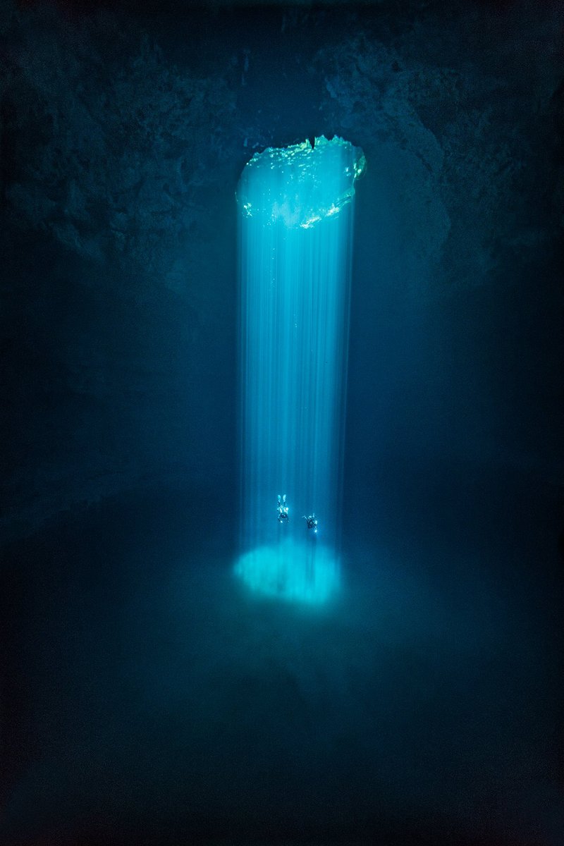 divesoft's tweet image. Finding serenity after a long day in the office...

photo: Martin Strmiska
location: Mexico
units: Liberty