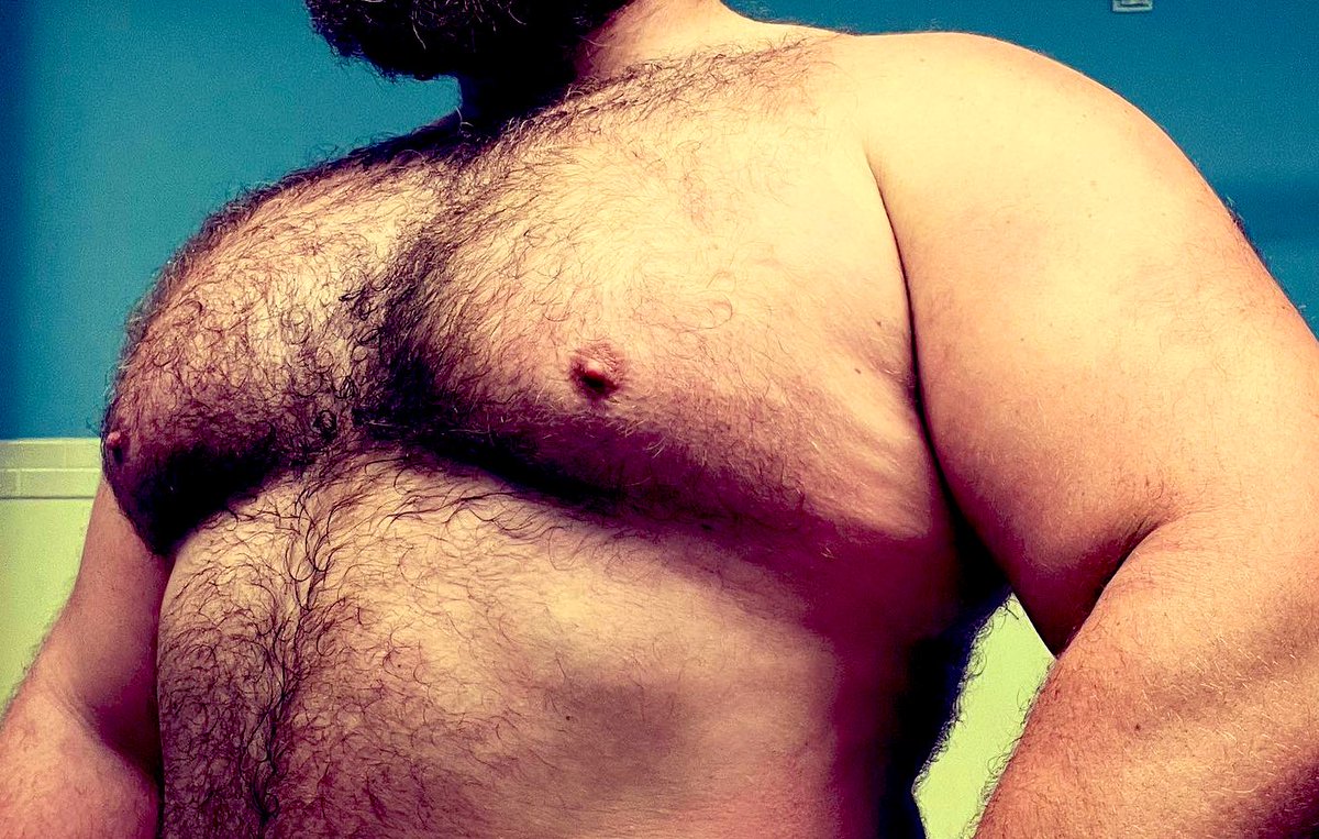 Chest day gets me so horny, need my bro or dad to meet me in the locker room a nurse these tits #pecs #pecboy #gay #beef #musclebear