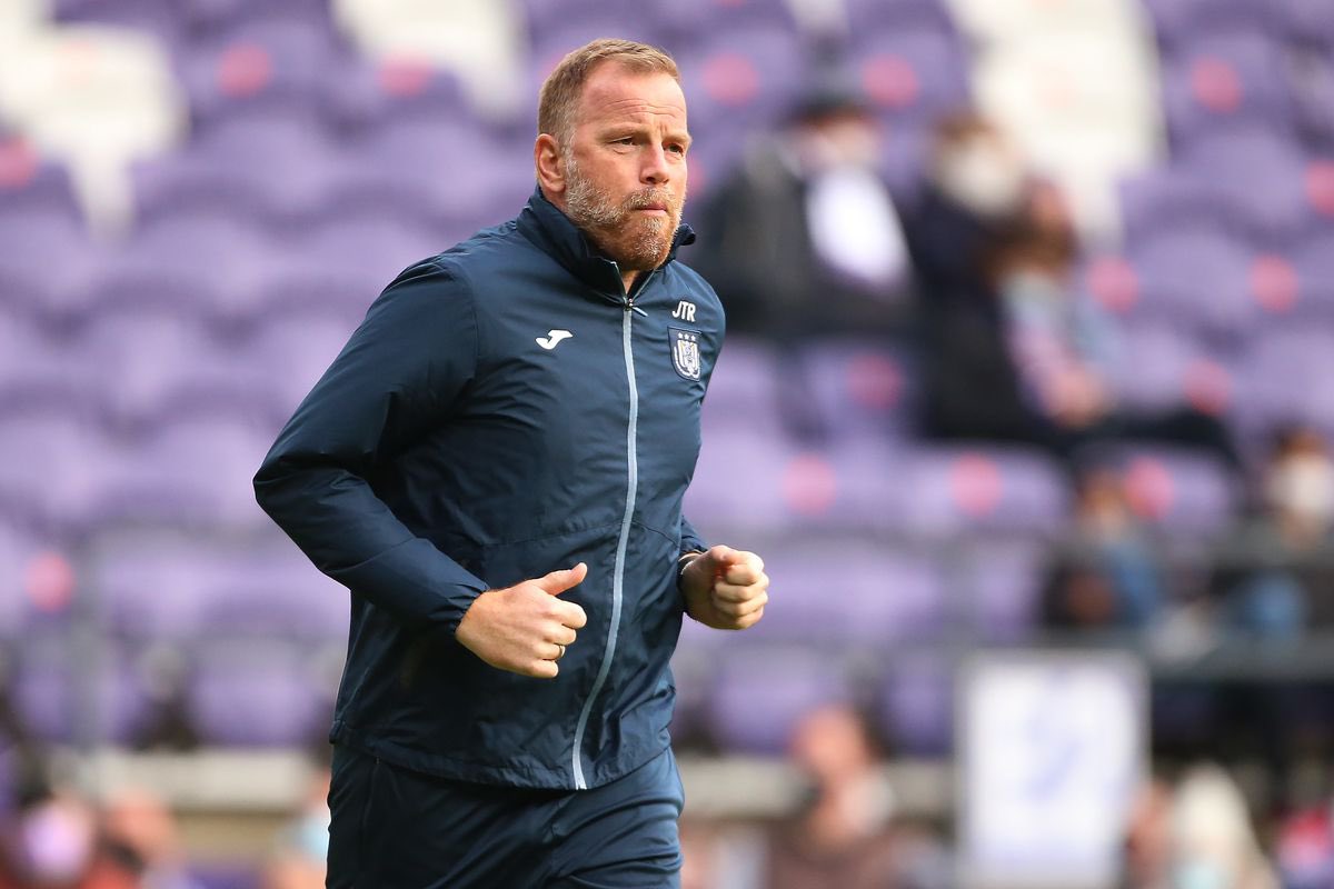 🚨🚨| New #mufc goalkeeping coach Jelle ten Rouwelaar is at Carrington today. [<a href="/TyMarshall_MEN/">Tyrone Marshall</a>]