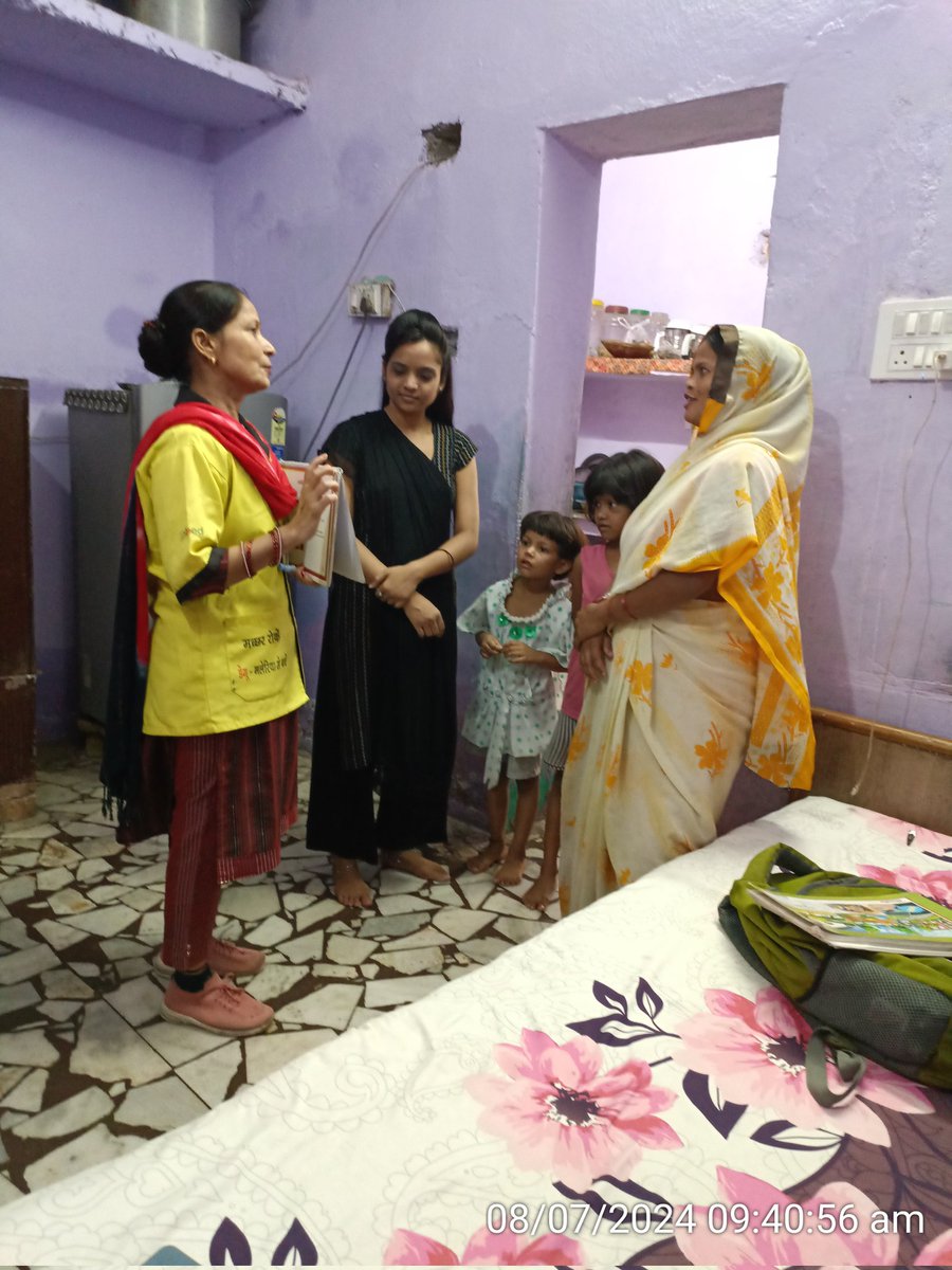 Sangeet11693085's tweet image. एम्बेड परियोजना के तहत  कानपुर नगर कंजरन पुरवा बस्ती में डेगू और मलेरिया के बारे में जानकारी दी 
 #MalariaFreeIndia
#Embed2Endmalaria 
#Malaria
#Dengue 
#DengueFreeIndia
@sammaansingh
@sksomya
@rajesh_amh