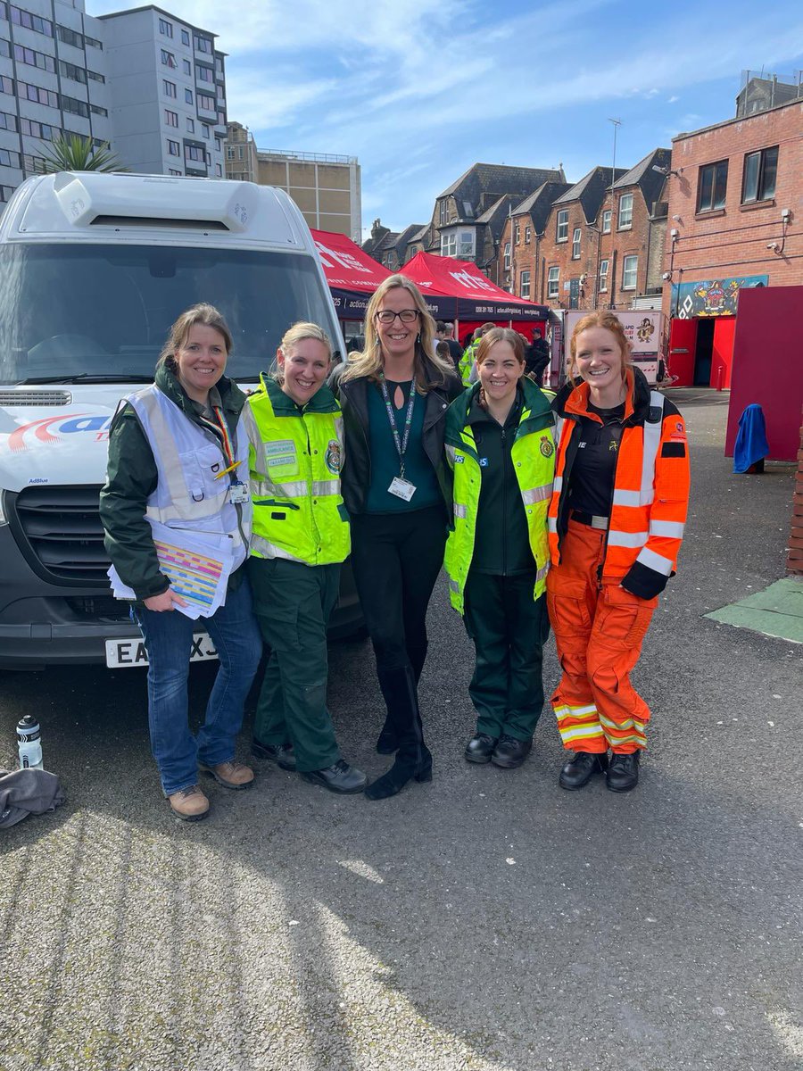 Ursula Rolfe (@phdpara) on Twitter photo Being a paramedic is my vocation and being reminded of that by some pretty awesome ex-students a few months ago was even better! #ParamedicDay <a href="/ParamedicsUK/">College of Paramedics</a> <a href="/swasFT/">South Western Ambulance Service</a> <a href="/BU_ParaScience/">BU ParaScience</a> Being a paramedic is my vocation and being reminded of that by some pretty awesome ex-students a few months ago was even better! #ParamedicDay <a href="/ParamedicsUK/">College of Paramedics</a> <a href="/swasFT/">South Western Ambulance Service</a> <a href="/BU_ParaScience/">BU ParaScience</a>