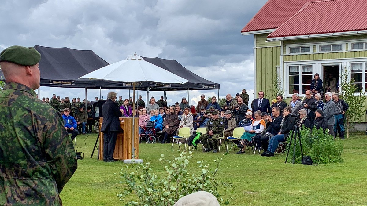 #Jääkäriprikaati´n valmiusyksikön #kaukopartiomarssi käynnistyi sunnuntaina 7.7. Seitajärvellä partisaanien uhrien muistomerkillä ja Arajärven talon pihapiirissä järjestetyssä muistojuhlassa.
#himmetäeimuistotsaa

#valmiusyksikkö #PohjoisenPuolustajat
#maavoimat