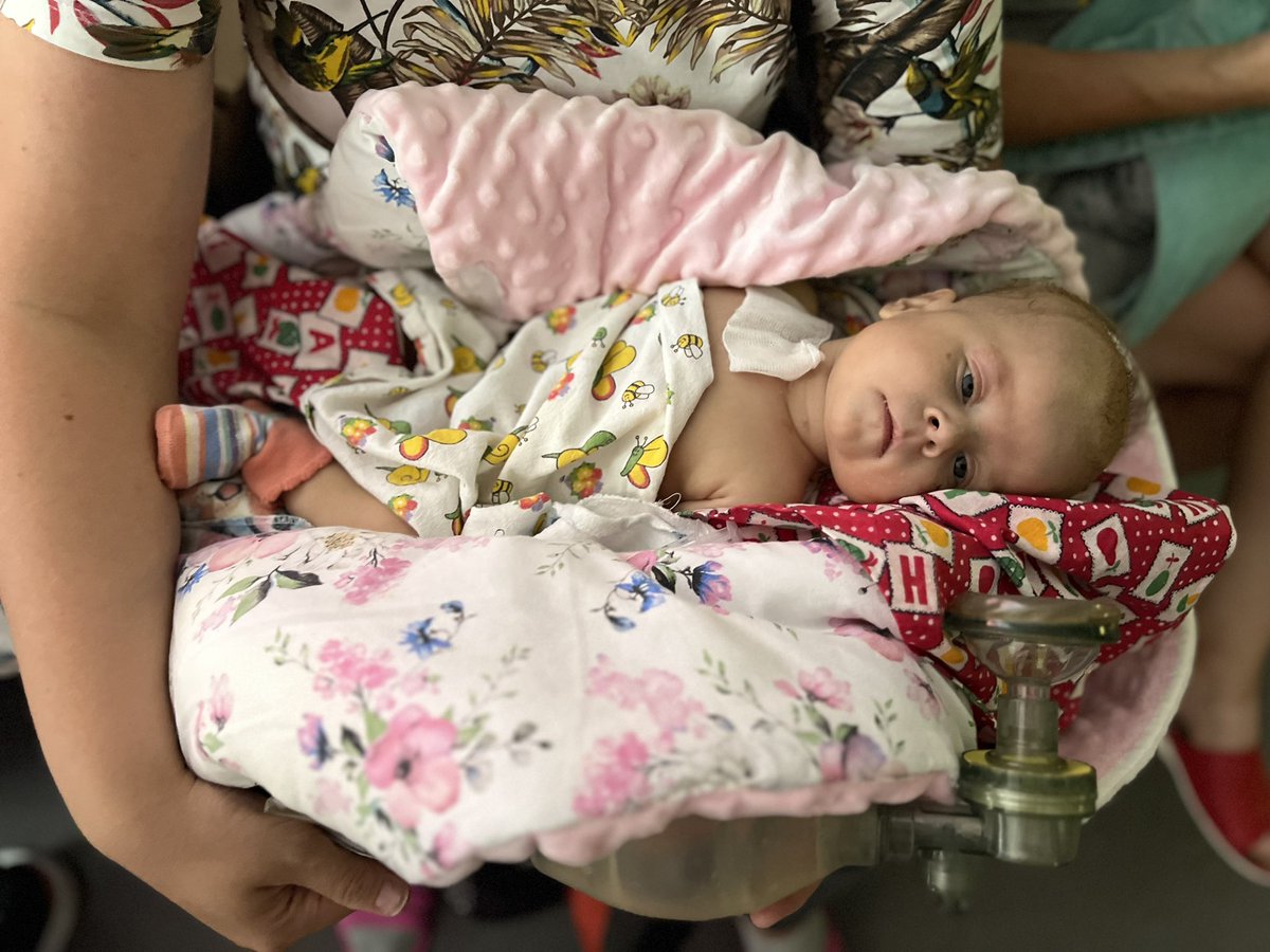 There is so much pain today in Kyiv. 

Sofiya is 4 month old. She has Esophageal atresia. There is temporary oxygen in her mother's arms. They were in the 4th floor when Russia hit kids hospital Okhmatdyt. 

Now she is waiting to be transported.