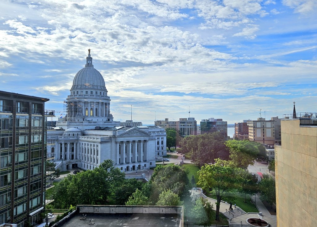 sarahquinnphd's tweet image. Beautiful morning in Madison! 🤩 #scrdchat #IESSCRD