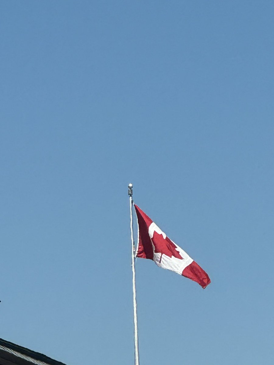 Claudia 🍂🍁🍃🌲🌧️⛅️☀️ tweet media