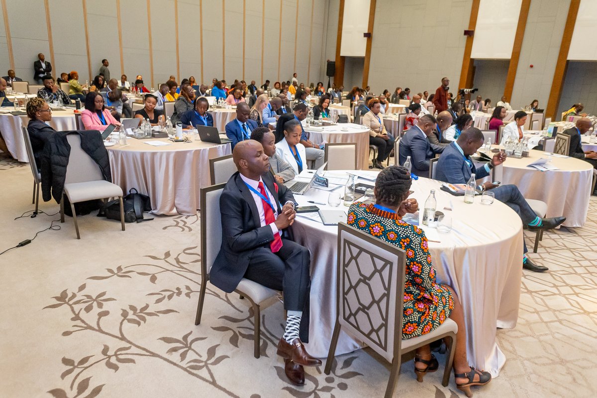 In a nutshell:
1. Revolutionize and innovate approaches to social justice and grantmaking.

2. Cultivate and maintain deep trust between Grantmakers and grantees.

3. Pioneer innovative strategies tailored to specific environmental and contextual dynamics.

4. Confront and