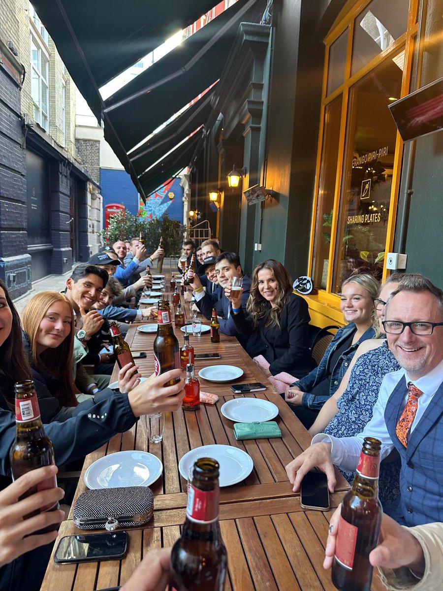 This dinner was surely one of the best I have ever had! Had a talk with the one and only <a href="/gustavoarielbr/">Gustavo Ariel</a> ! Truly a goat 🐐