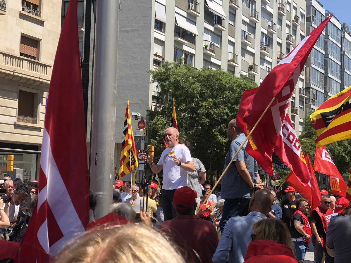 JonaDSCCOO's tweet photo. Por una reducción de la jornada y una mejora de calidad de vida CCOO sale a la calle https://t.co/hTFQ0N41Js