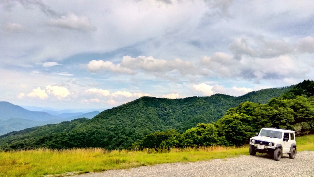 brightred_blue's tweet photo. ひーさびーさにキターよ長距離林道🤤 https://t.co/m4vfgaRMx0