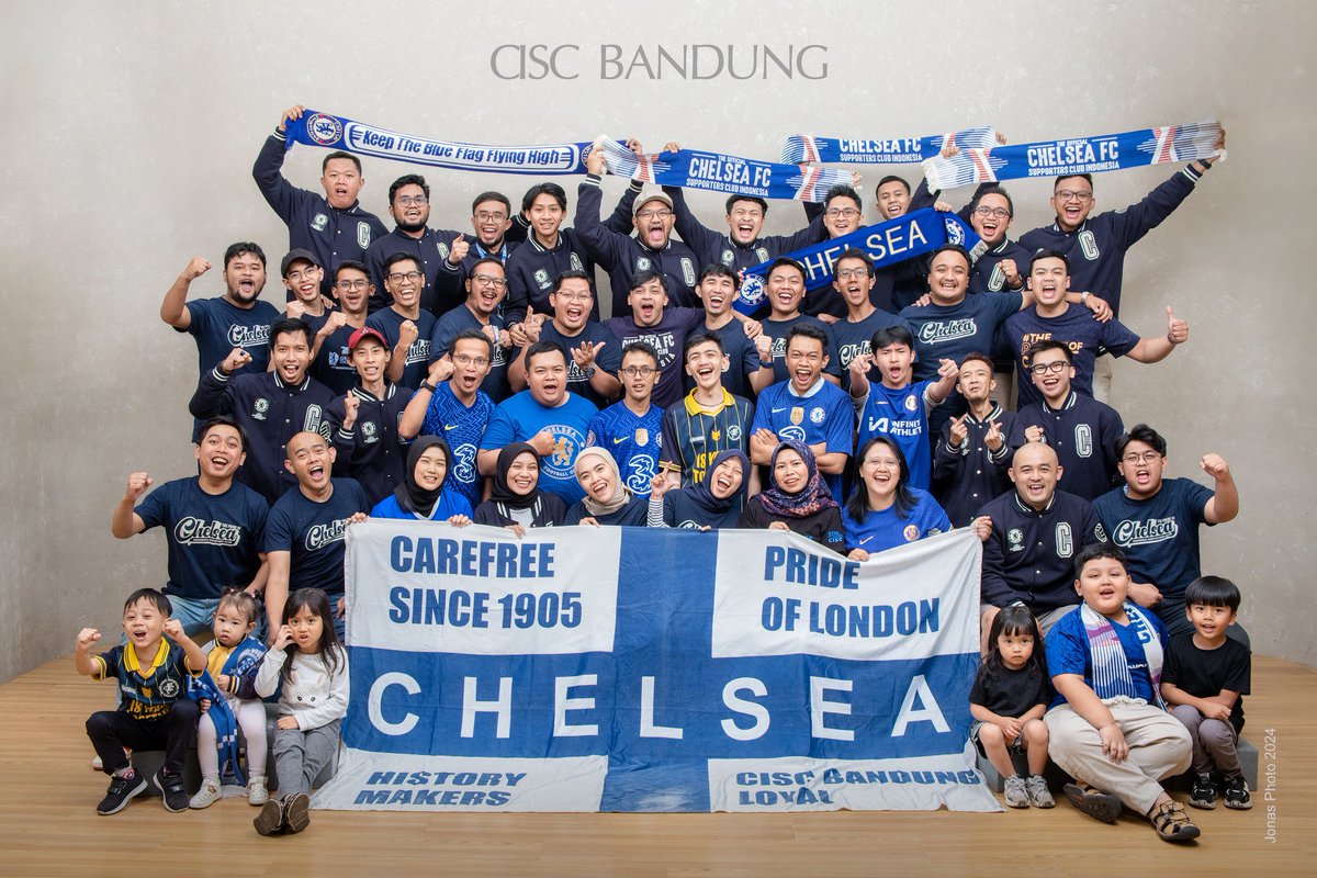 CISCbandung's tweet image. CISC Bandung Family 2024 🥶
. 
Kumaha barudak??? 
. 
#ThisIsCISC
#ChelseaIndo
#CISCBandung
#TreatYouLikeAtHome
#BounceBackStronger
#ChelseaFC
#KTBFFH