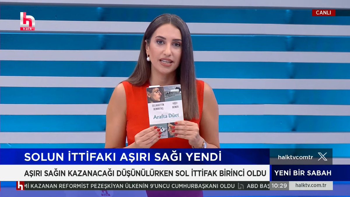 PKK TERÖRÜNÜN KANALI HALK TV❗️ 

HALK TV EKRANLARINDA BİR SKANDAL DAHA YAŞANDI! TERÖRİST OLDUĞU MAHKEME İLE TESCİLLENEN PKK YÖNETİCİSİ SELAHATTİN DEMİRTAŞ’IN KİTABININ TANITIMI YAPILDI!