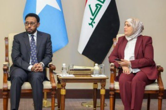 GoobjoogMedia's tweet photo. Finance Minister @BihiEgeh holds meeting with his Iraqi counterpart Taif Sami in #Bahgdad; they discussed further strengthening the Somali-Iraqi economic ties and enhance cooperation and joint economic development. https://t.co/Ju0mrmsHe8