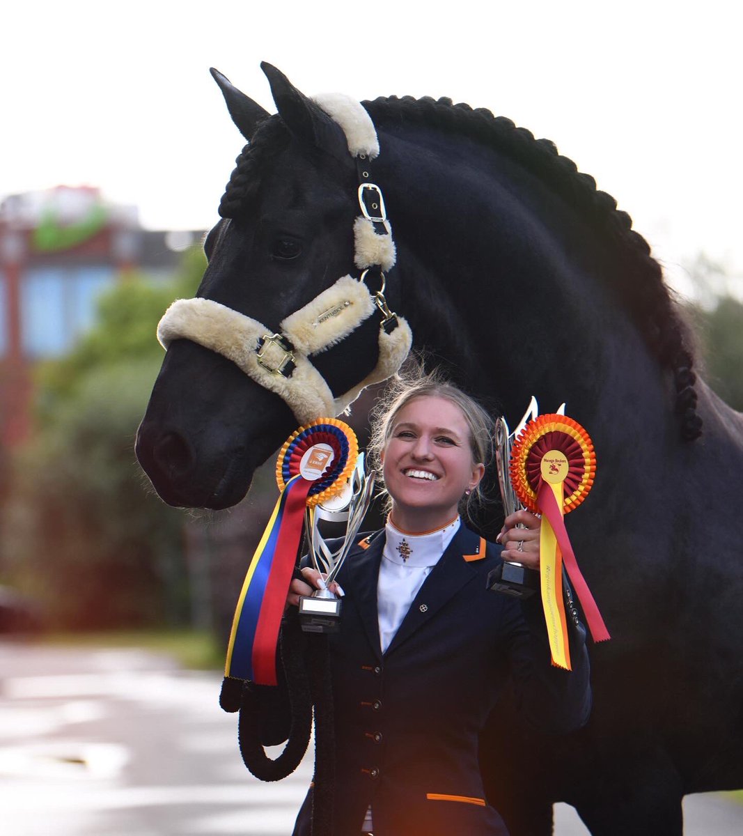 Gisteren 🥈zilver behaald op de regiokampioenschappen, wat ook betekent dat we geselecteerd zijn voor het NK🥳 Heel trots op mijn Friese topper Johnny!!! 🥰🧡🇳🇱