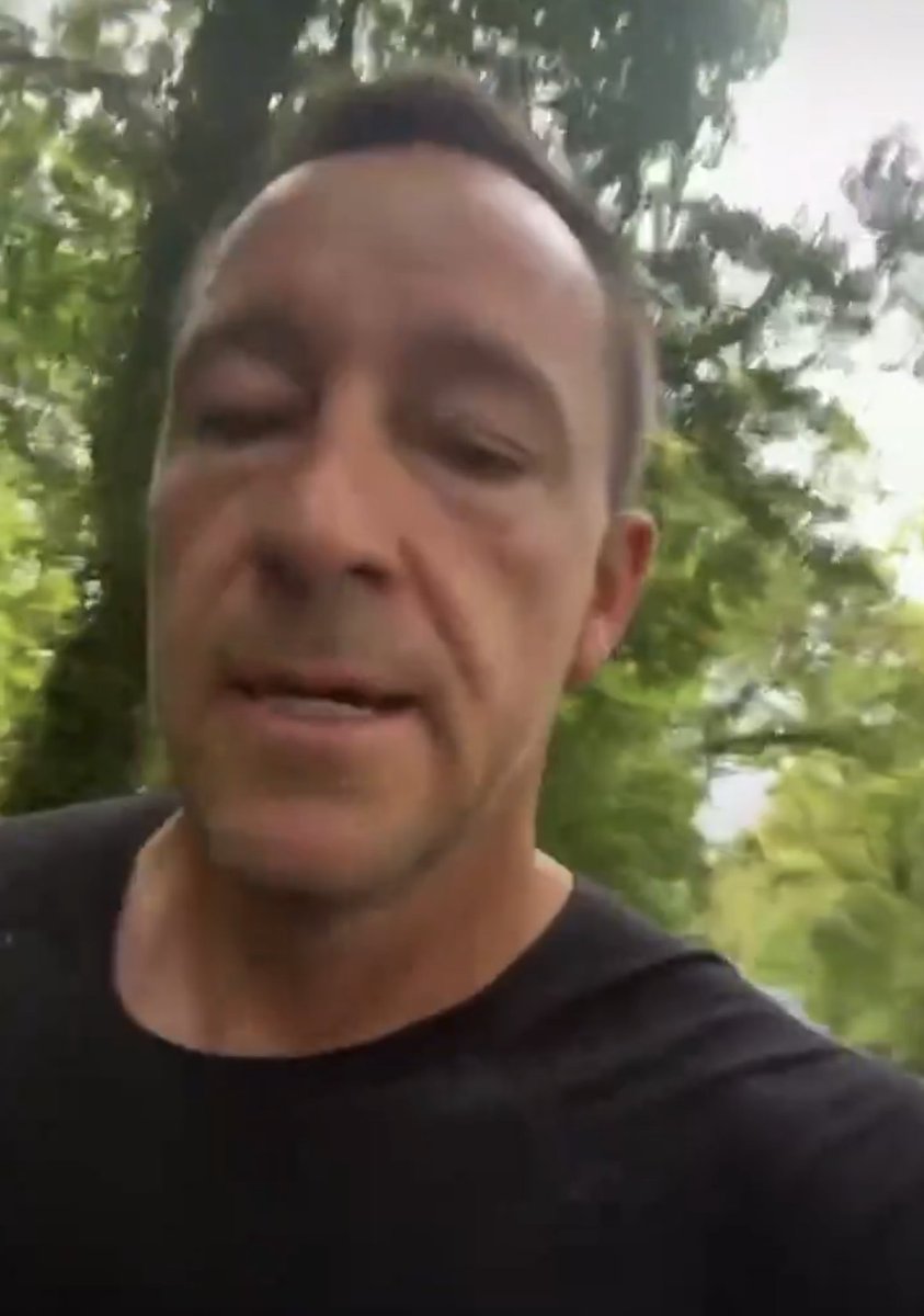 sportbible's tweet photo. 🚨 John Terry aims brutal dig at former England players who've criticised Gareth Southgate at Euro 2024 https://t.co/ovd6IHeTHA
