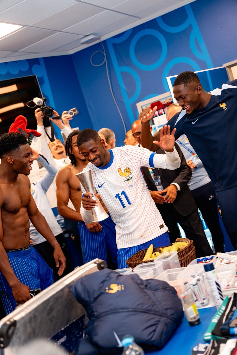 Kuis Prediksi Skor &amp; Peraih Player of the Match Spanyol Vs Prancis🏆 

Contoh:
Spanyol 1-1 Prancis, Olmo
#KuisIanTambunan 

Syarat:
- Follow <a href="/iantambunan/">Bang Ian Tambunan</a>
- RT tweet ini
- Ingat pakai hashtagnya
- Pemenang acak 

Hadiah 200k utk 2 org pemenang. Gas kawan! 😃🙏 

#EURO2024 #ESPFRA