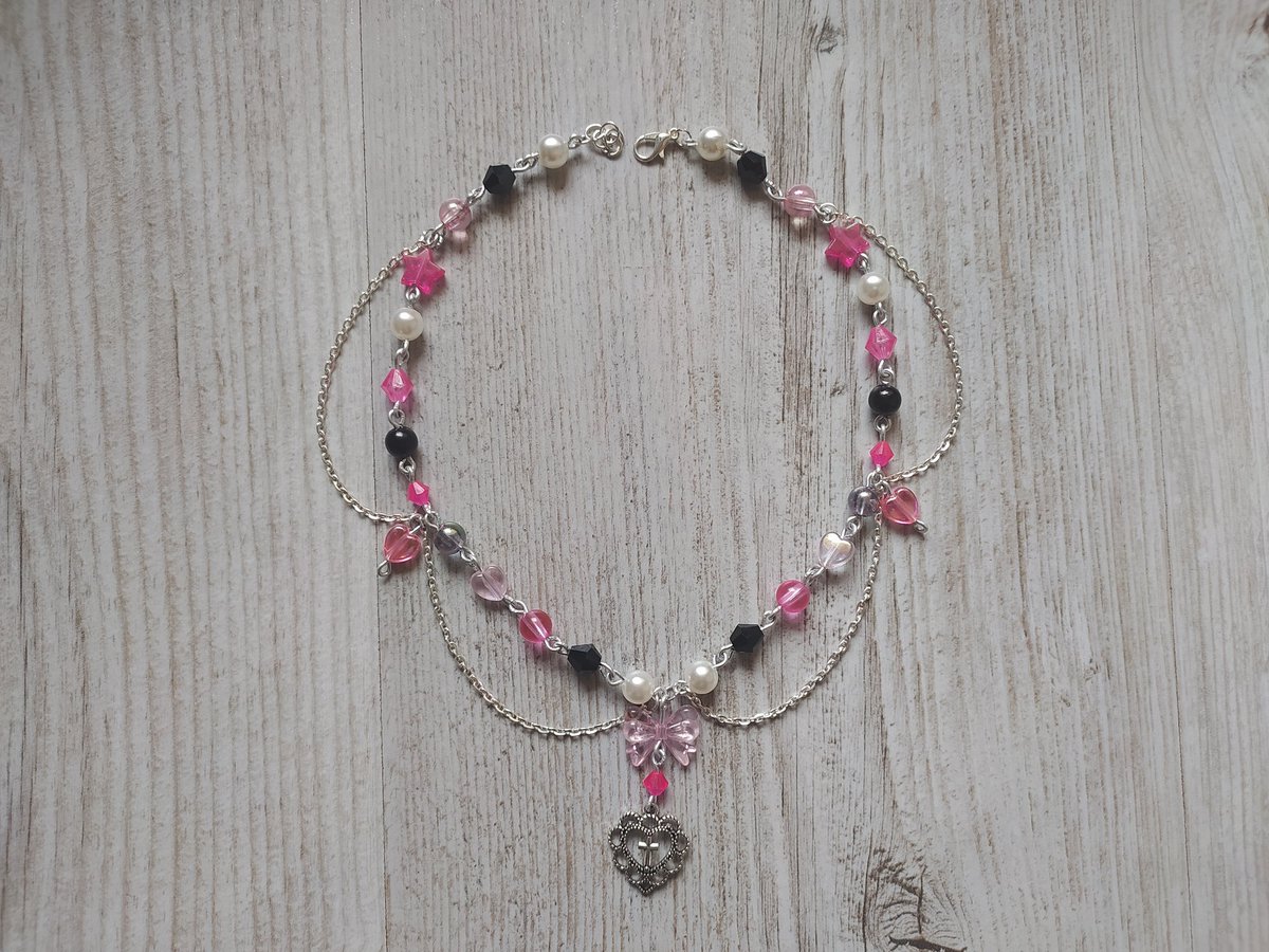 __miom__'s tweet photo. I kinda thinking about seling handmade jewelry (custom made). Would someone was interested? Photos of some pieces i made. https://t.co/gU28KmW0QV