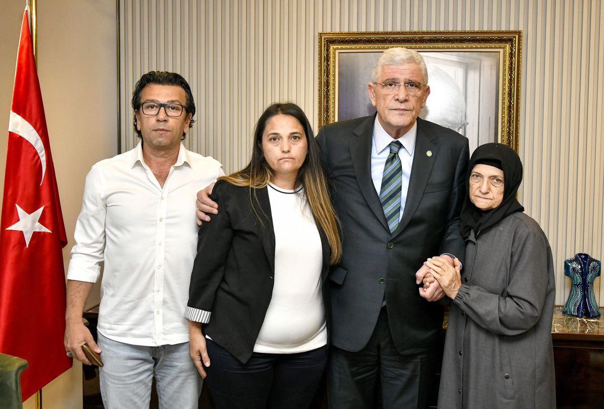 Başkentin göbeğinde, gün ortasında, herkesin gözü önünde alçaklığın tarifte hafif kalacağı bir suikastla katledilen mevkidaşım;

Ülkü Ocakları Eğitim ve Kültür Vakfı Eski Genel Başkanı, Hacettepe Üniversitesi Öğretim Görevlisi Doç. Dr. Sinan Ateş’in kanlı gözyaşı dinmeyen annesi