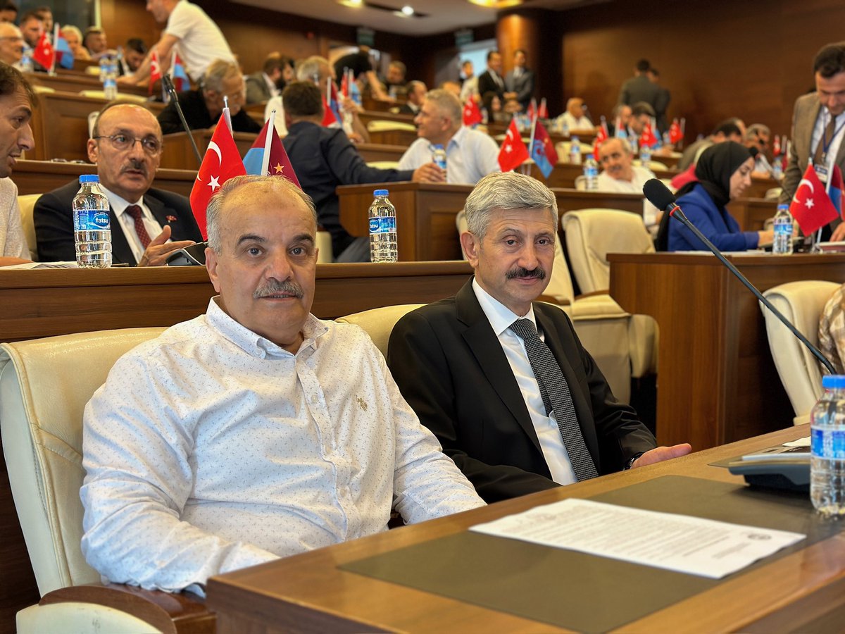 drcoskuncebi's tweet photo. Temmuz Ayı Trabzon Büyükşehir Belediyesi Meclis toplantımızı Büyükşehir Belediye Başkanımız Sn. Ahmet Metin Genç Başkanlığında gerçekleştirdik. 

Toplantımızın hayırlara vesile olmasını diliyoruz. https://t.co/pttrDCA371