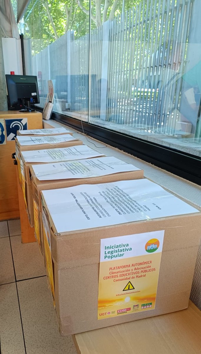 📣 70.895 firmas 💚
Miles de gracias‼️

La Plataforma Autonómica por la Climatización y Adecuación de los Centros Educativos Públicos de la Comunidad de Madrid  <a href="/FAPA_Giner_Rios/">FAPA Giner Ríos</a> <a href="/CCOOEducaMa/">Educación CCOO Madrid</a>, @ugtedupublicam1 y <a href="/FRAVM/">Federación Vecinal de Madrid</a> registran las firmas de la ILP en <a href="/asambleamadrid/">Asamblea de Madrid</a>