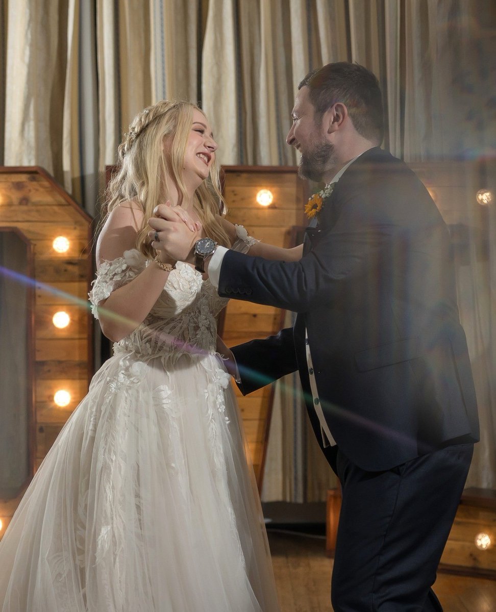 RushpoolHall's tweet image. ❣️ Aaron &amp;amp; Georgia ❣️

📸 @kaneyoungphotography

To book a tour of Rushpool Hall wedding venue in North Yorkshire pop us a message or email us at weddings@rushpool.co.uk We would love to hear from you and start your wedding planning