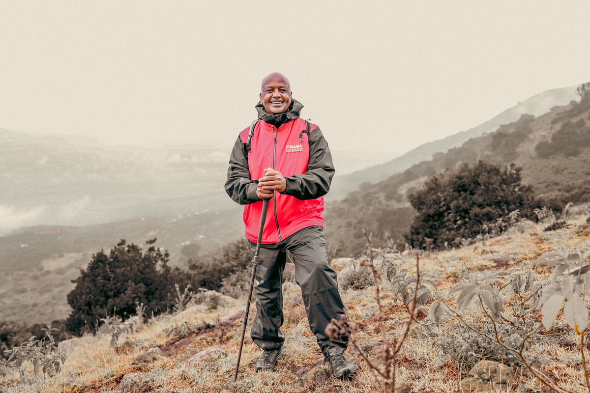 Yesterday, Ahmed Jibril, chairman of 748 Air Services and founder of Mama Ibado Charity, embarked on a symbolic hike through the Ngong Hills with the dedicated Kiligrit team. This inspiring group, which includes senior citizens, passionately advocates for restoring dignity to