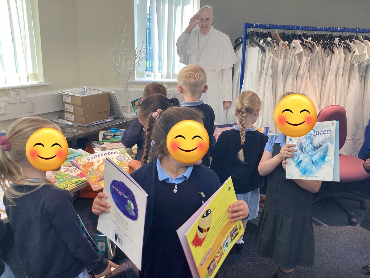 OurLadysCP's tweet photo. EYFS have had a wonderful time choosing books to enjoy at home from the pop up bookshop @OurLadyandAllS1 @lonbookproject #CatholicLife #ReadinginAction https://t.co/cEhDGUC8Z4