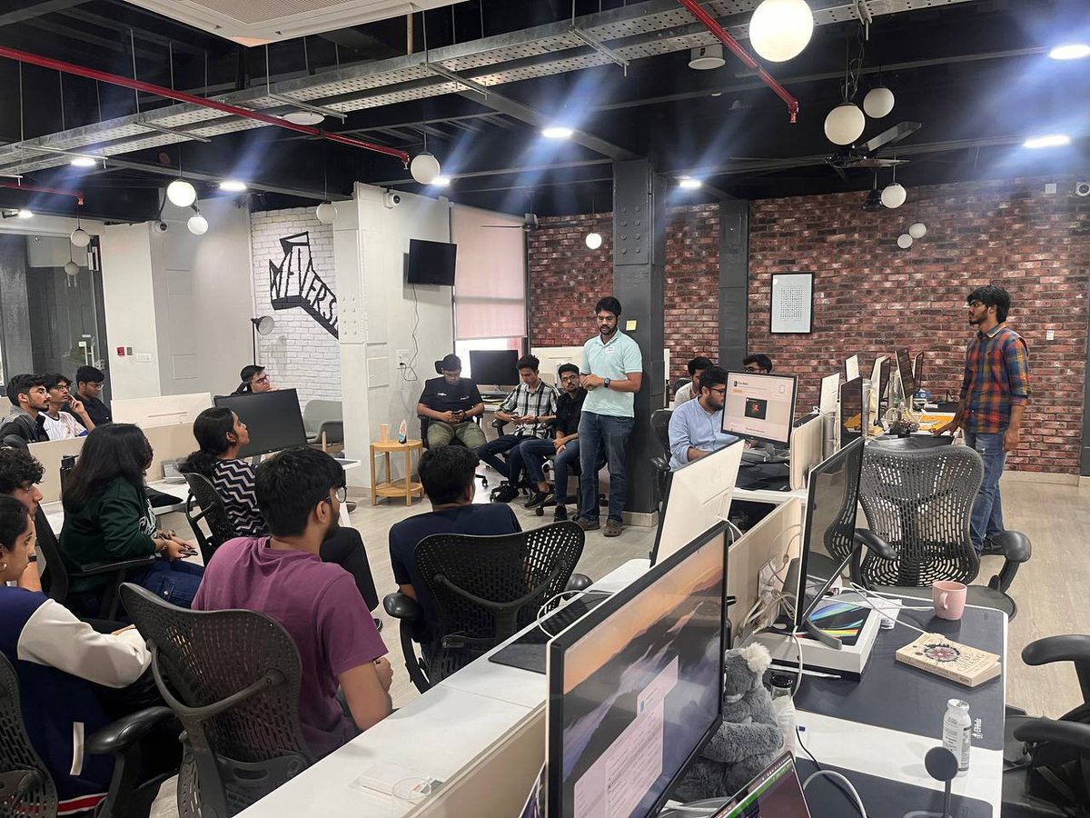 devfolio's tweet image. Weekend well spent at the UniDAO meetup 🫡

'Twas so much fun catching up with the UniDAO fam and meeting some baller builders!

Lessons from UniDAO's first phase  ✅
Getting hyped for the future plans    ✅
Great food, even better discussions ✅