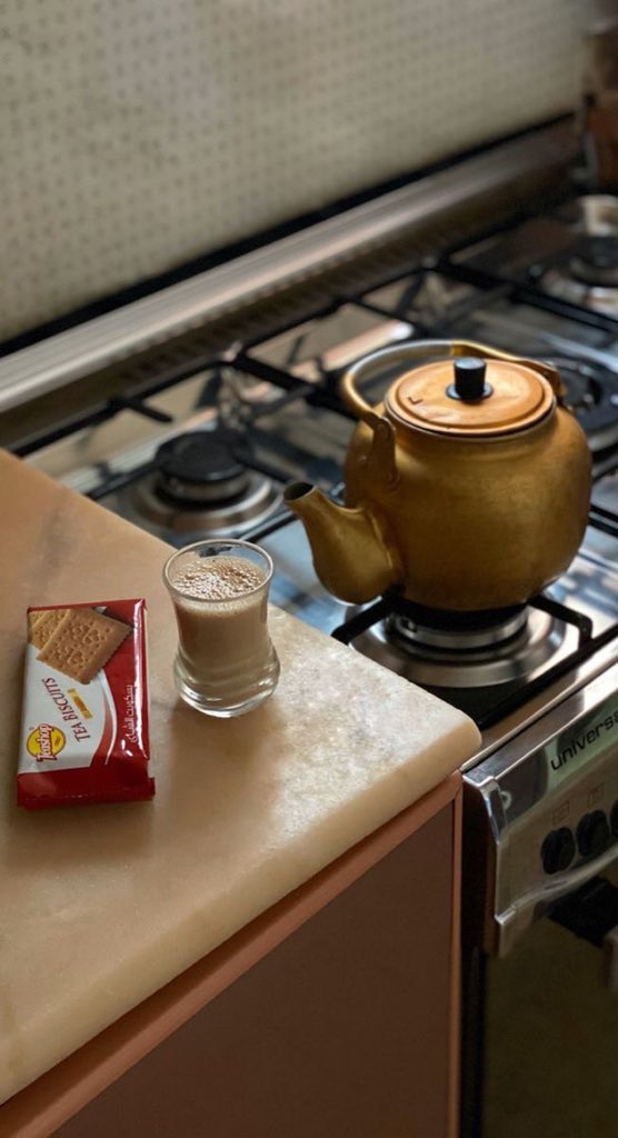 أنا البسيطة اللي تحب البسيطين ..♥️