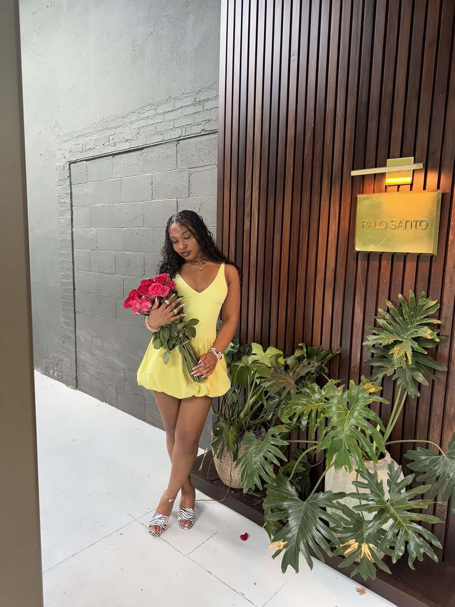 nardaaa__'s tweet image. birthday girl💕