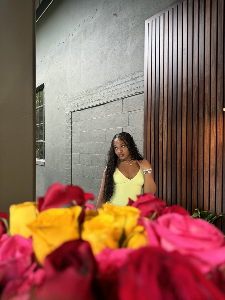 nardaaa__'s tweet image. birthday girl💕