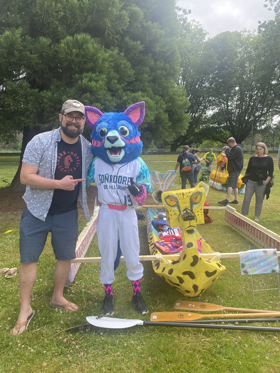 ¡Gracias, <a href="/RoyalRosarians/">Royal Rosarians</a> por invitarnos! The Milk Carton Boat Race was so much fun!
#TodosSomosSoñadores