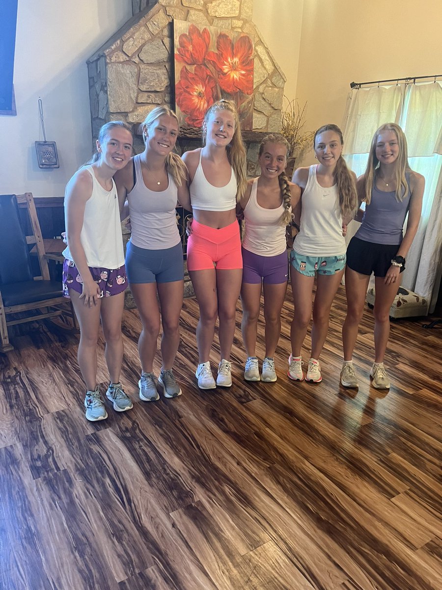 Introducing your 2024 XC Team Captains.  Juniors Bridget McKee, Eloise Johnson, Reagan Schneider, Senior Molly Whalen, Juniors Olivia Owens &amp; Allie Martin.  Each exhibits great leadership qualities and unique skill sets to drive this program forward in year one together. 👍🏃‍♀️