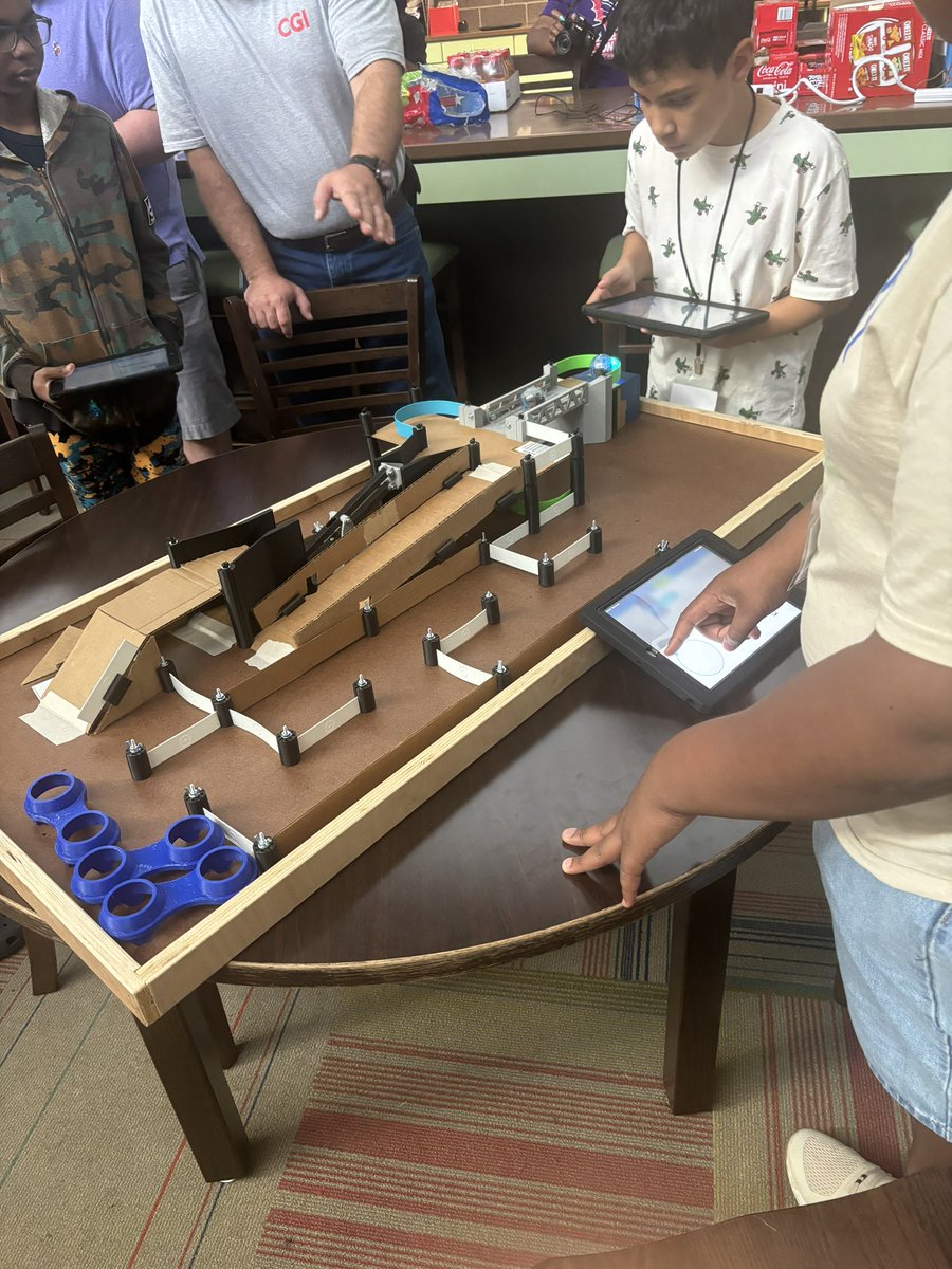 Anna Fitzsimmons tweet media