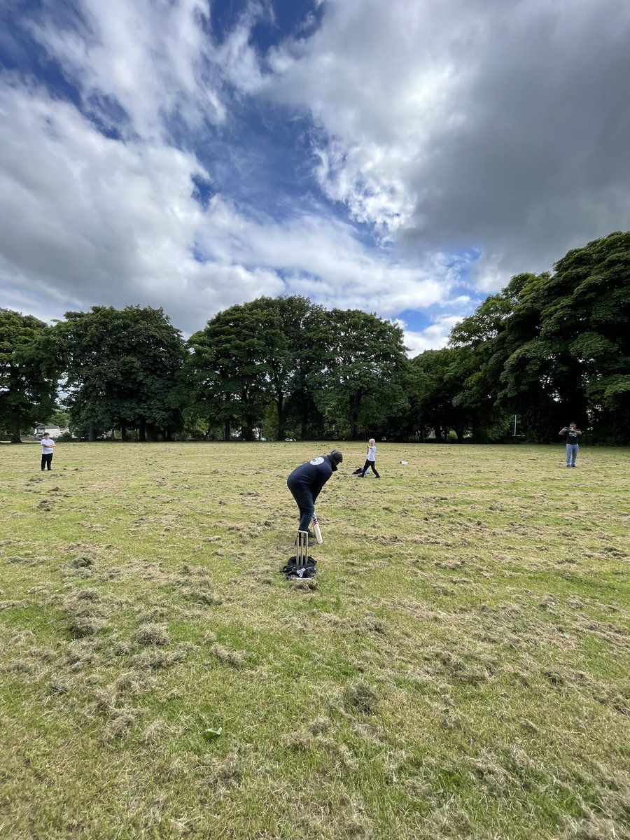 RootedInBD's tweet photo. Fridays are for wildlife... 🦁🔥🌳 We were making the most of the amazing weather and the warm temperatures last friday. Cricket in the park &amp; Koftas in flatbread are definitely a good combo... 🏏🔥🍗 #Wildlife #Outdoors #youthwork #RootedIn #Allerton #rootedinallerton https://t.co/TjLo3C5g6I